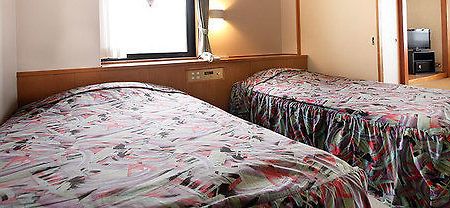 Hotel Selan 山之內 外观 照片