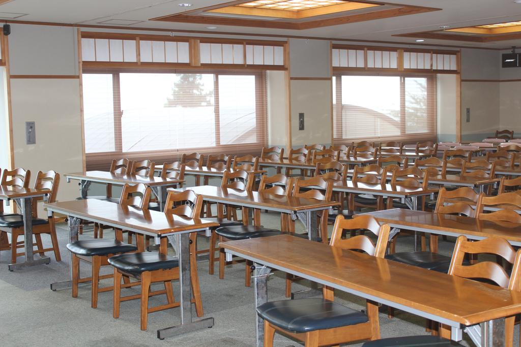 Hotel Selan 山之內 外观 照片